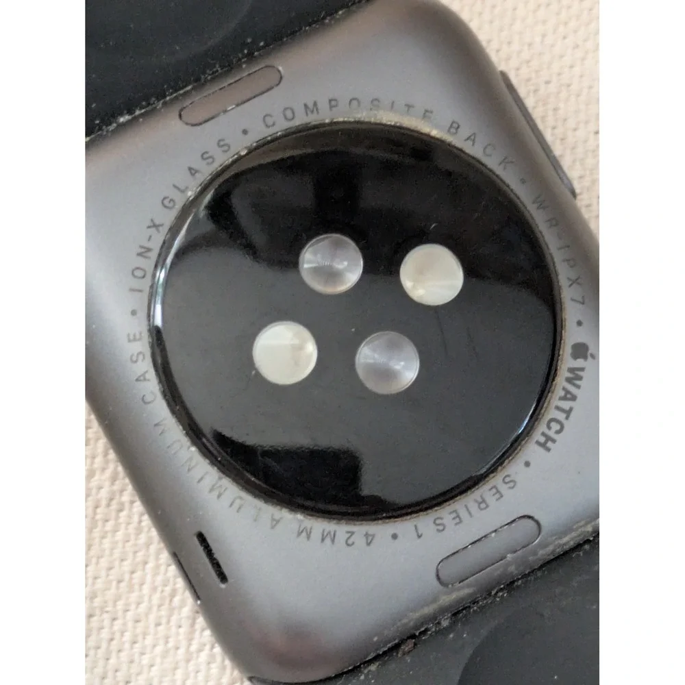 Apple Watch Series 1 42mm Space Gray Aluminum Case Black Sport Band Parts Only